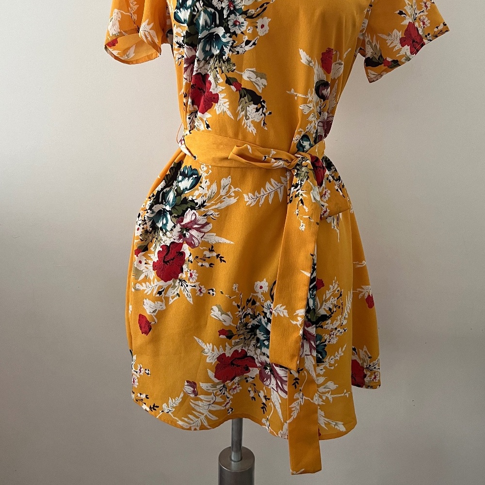 SHEIN dress size S Yellow - Picture 4 of 7